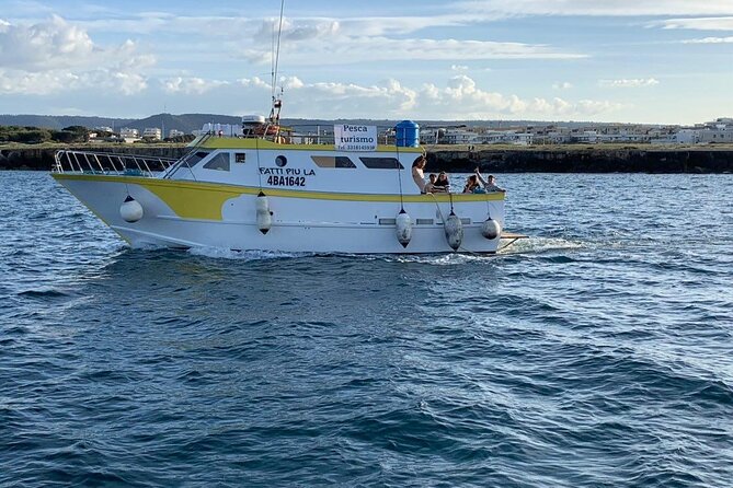 2 hours tour on boat to Polignano a mare - The 9:00am route: Monopoli coast to the caves of Polignano