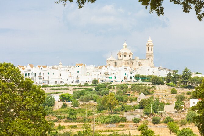 Alberobello, Martina Franca and Locorotondo Guided Tour from Bari - Meeting points and the 9:00 start: how the day is timed