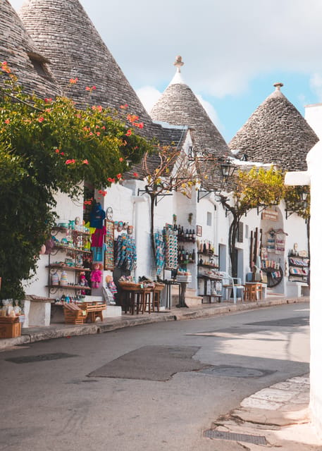 Alberobello: Private or Group 2-hour Walking Tour - The 2-hour walking format that keeps it relaxed