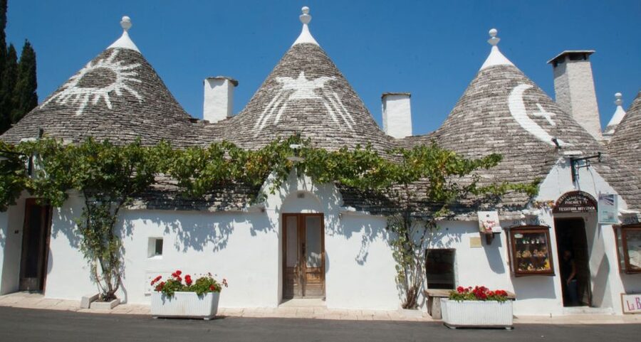 Alberobello's Trulli: 2-Hour Guided Walking Tour - Why Alberobello’s trulli work best with a guide