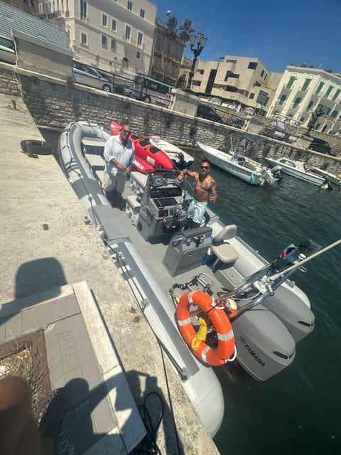 Bari: Boat tour (RHIB) on the suggestive seafront of Bari - What to wear and bring for a smooth 1.5 hours