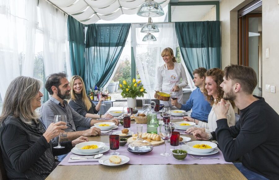 Bari: Dining Experience at a Local's Home - Private group comfort: small scale, big payoff