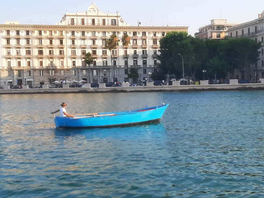 Bari: Fishing experience aboard an authentic fishing boat - Skipper Alfonso: the reason the trip feels easy
