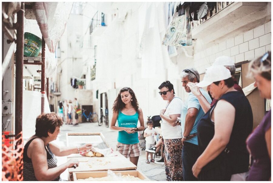 Bari: Guided Walking Tour - Where the tour starts and how it keeps things smooth