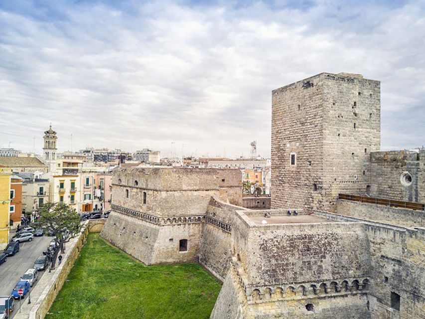 Bari: Norman-Swabian Castle Guided Tour - Tips to make the tour feel smooth in real Bari weather and timing