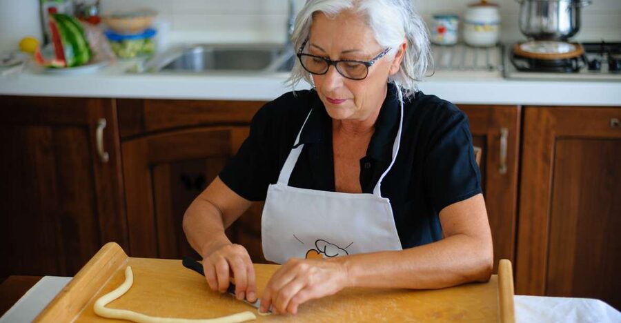 Bari: Pasta & Tiramisu Class at a Local's Home - Making Two Pasta Recipes From Scratch (and Learning the Tricky Bits)