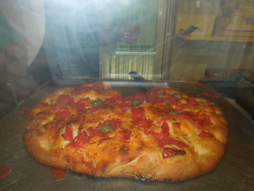 Bari: Private Food and Walking Tour - Panzerotto and Sgagliozze: Crunchy Street Comfort Food