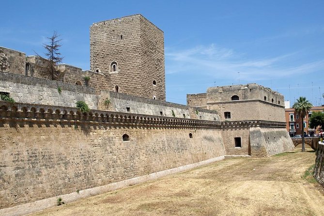 Bari Private Walking Tour with a Local - Starting at Basilica San Nicola: The Perfect First Landmark