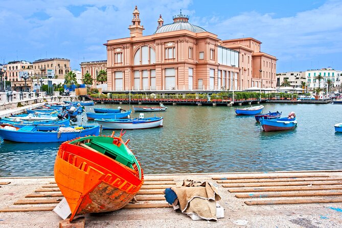 Bari Scavenger Hunt and Highlights Self Guided Audio Tour - Basilica San Nicola: a cornerstone stop in the middle