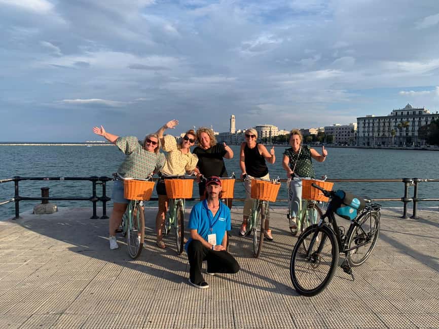 Bari Street Food Tour by Bike - Getting rolling: Velo Service, luggage storage, and the timing rhythm