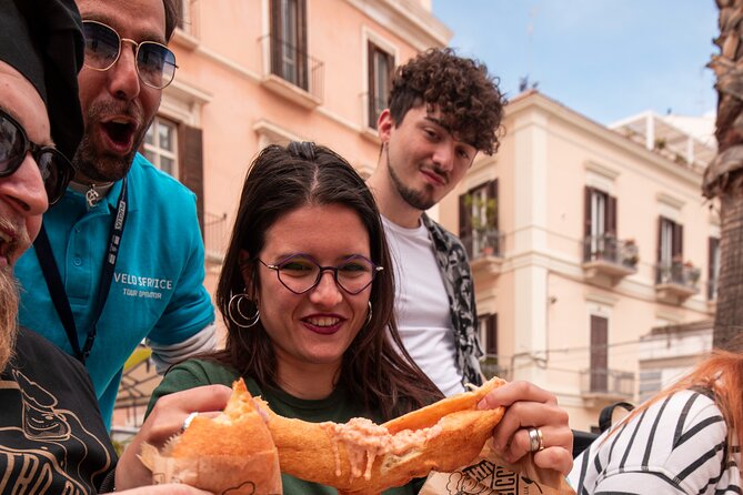 Bari Street Food Tour by Rickshaw - Piazza del Ferrarese: your fast entry into Bari’s maze