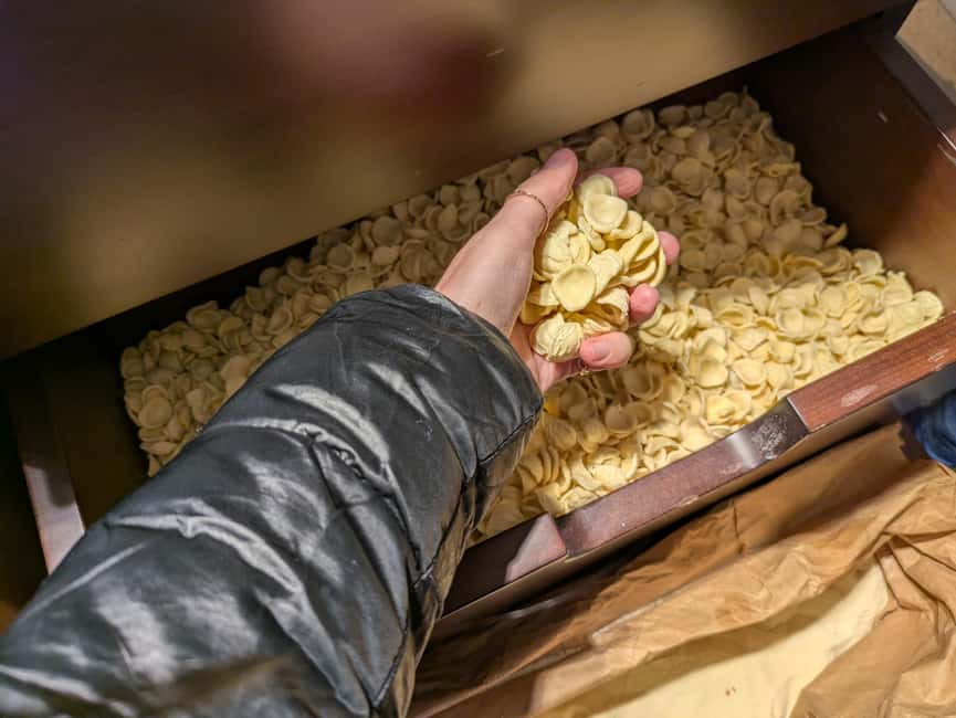 Bari: Street Food Walking Tour with Wine Tasting - Should You Book This Bari Street Food and Wine Tour?