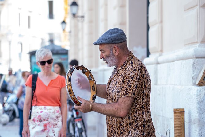 Bari Walking City Tour - Swabian Castle and the “real Bari” alleyways