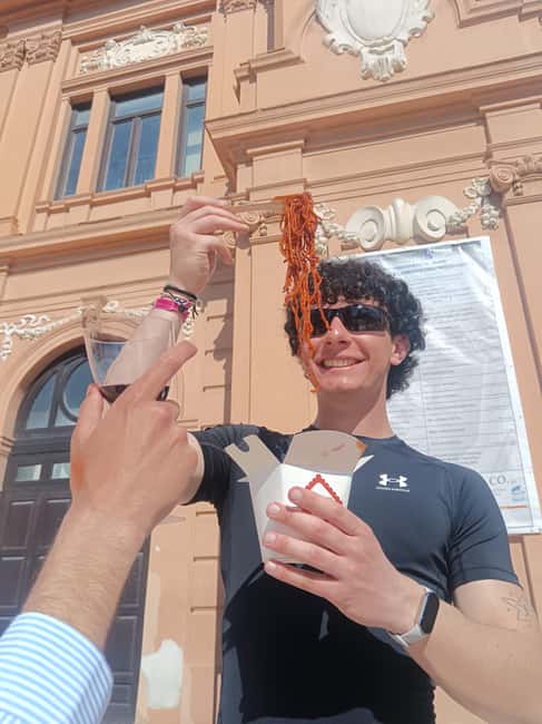 Bari: Walking Street Food Tour - Finishing by the sea: French-quarter streets and opera houses