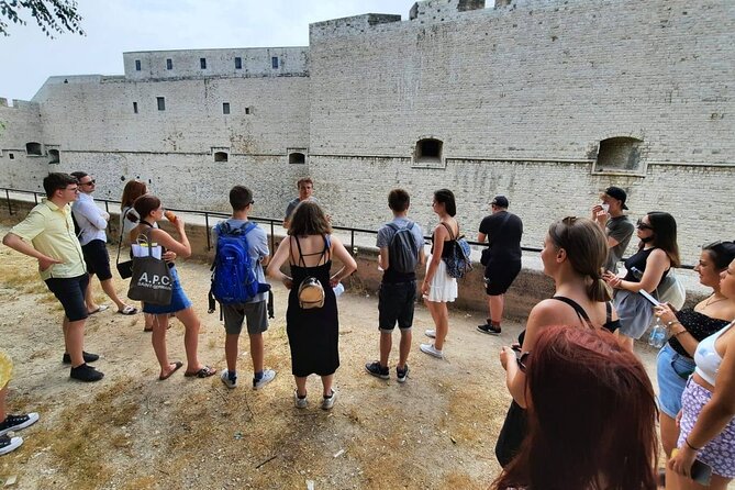 Barletta Walking Tour - Eraclio – Colosso di Barletta: reading the bronze statue’s mysteries