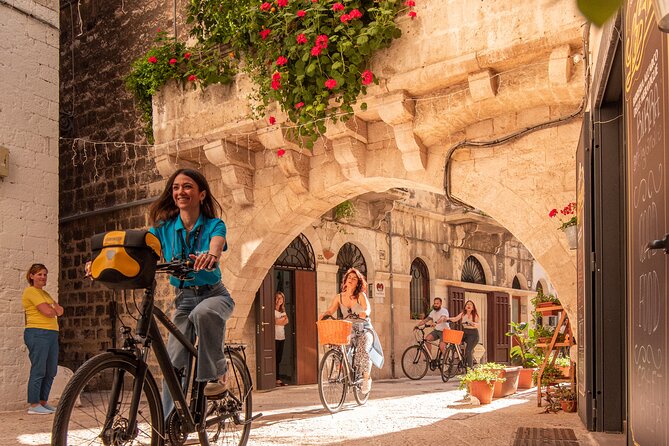 Bike Rental in Bari - Bike Options for Families: Trailers, Seats, and the 7–12 Kid Range