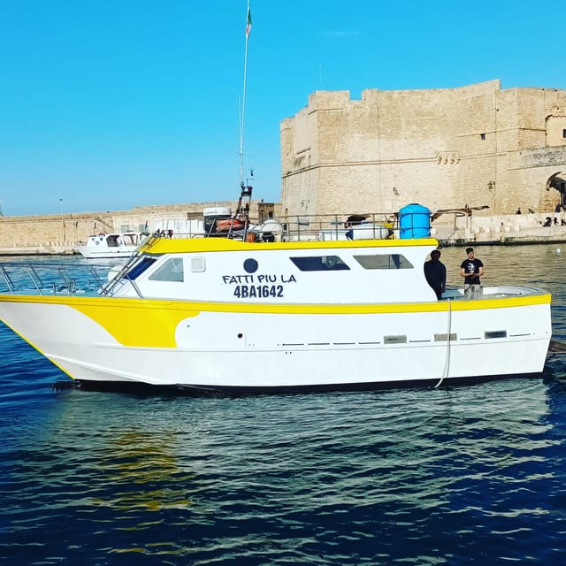 Boat tour in Monopoli of 1.30h - A tight 1.5-hour plan from Monopoli port