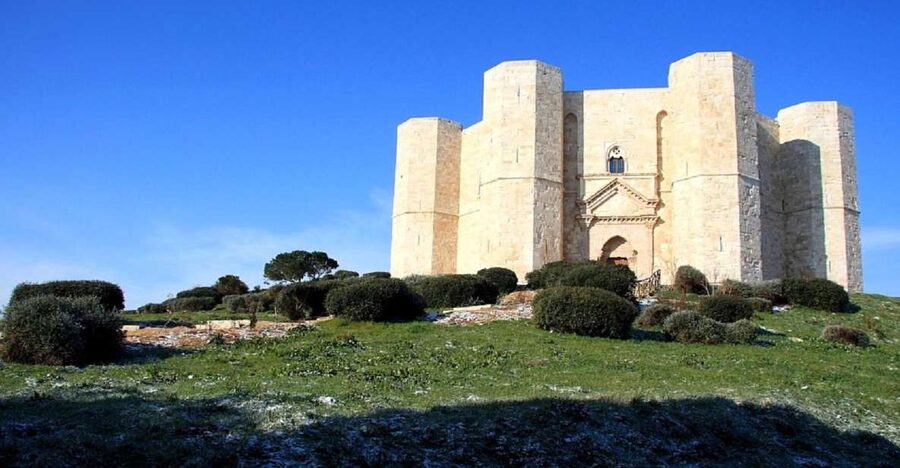 Castel del Monte Tour with transfer from Trani - Entering Castel del Monte: what the 1-hour guided visit actually gives you
