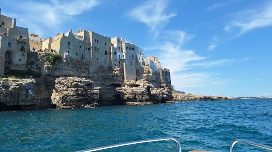 Coast and caves of Polignano:boat tours,drinks,swimming,music and fun - Cruising With Music, Anecdotes, and Multilingual Guides