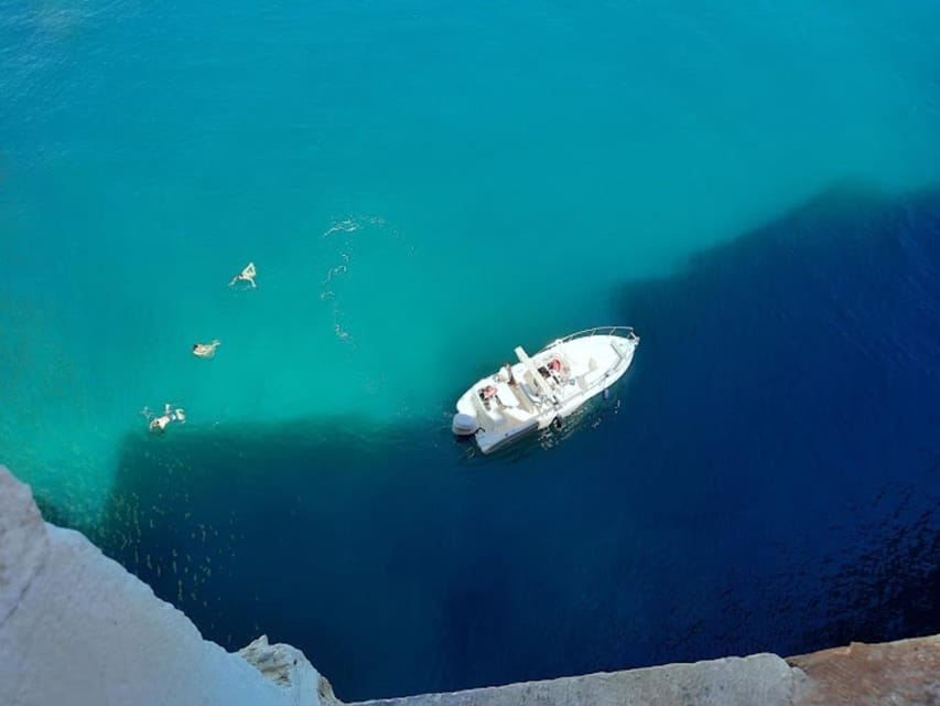 Coast and caves of Polignano:boat tours,drinks,swimming,music and fun - Drinks, Snacks, and How the Two Hours Flow