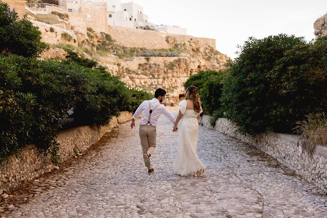 Couple or family photo shoot Polignano a Mare - Editing and delivery: why the final images feel different