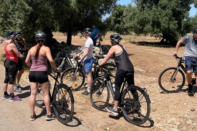 E-Bike, Focaccia and Wine - Guide Style and Language: What You Can Expect in English