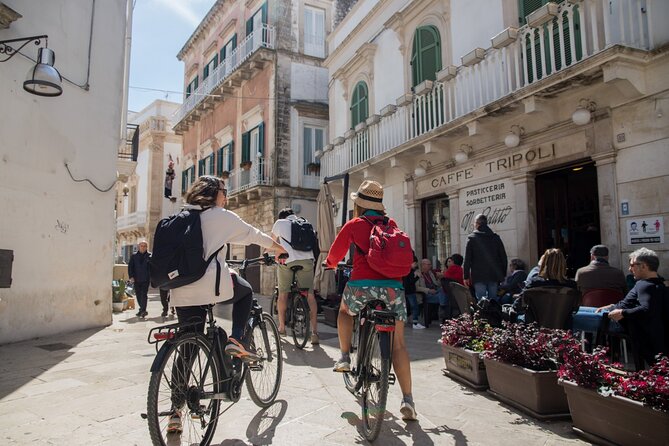 E-bike ring tour between Locorotondo and Martina Franca - A Simple E-Bike Loop Through Locorotondo and Martina Franca