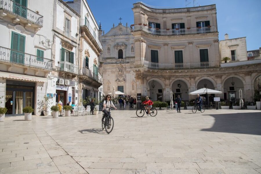 e-Bike ring tour between Martina Franca and Locorotondo - Viewpoint pass and the return ride back to Martina Franca
