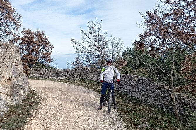 e-bike tour along the cycle path of the Apulian Aqueduct - Who This Tour Suits Best