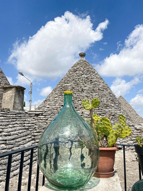 From Bari: Full-day tour to Polignano and Alberobello - Why Polignano a Mare and Alberobello work so well together