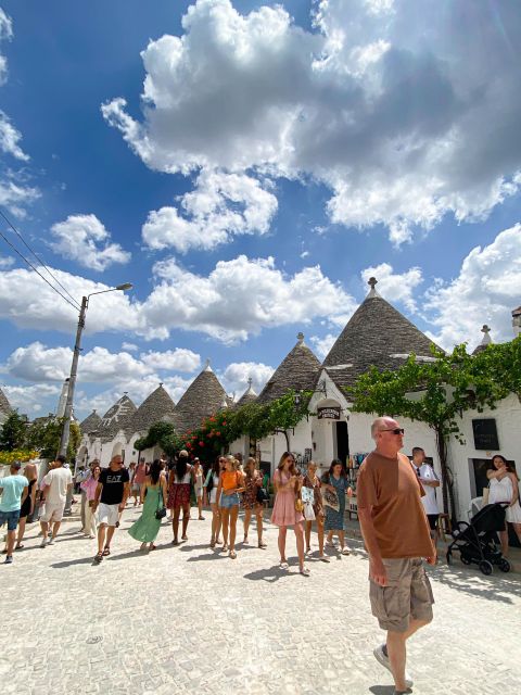 From Bari: Full-day tour to Polignano and Alberobello - Alberobello UNESCO trulli tour: what the licensed guide adds