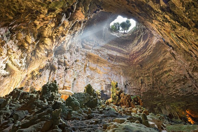 From Polignano - Cave Tour Between Land and Sea - Polignano centro storico: 30 minutes for lunch or a fast wander