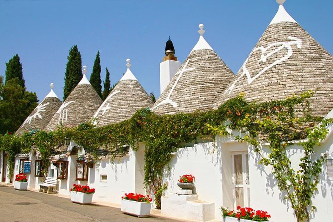 Full-day tour Alberobello & Locorotondo & Polignano a Mare & Bari - The value in this Bari to Alberobello loop (and why it works)