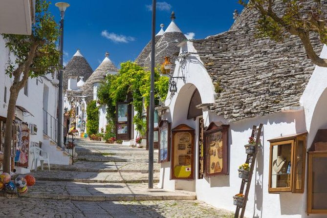 Full-day tour Alberobello & Locorotondo & Polignano a Mare & Bari - Locorotondo’s old town: small, pretty, and easy to enjoy
