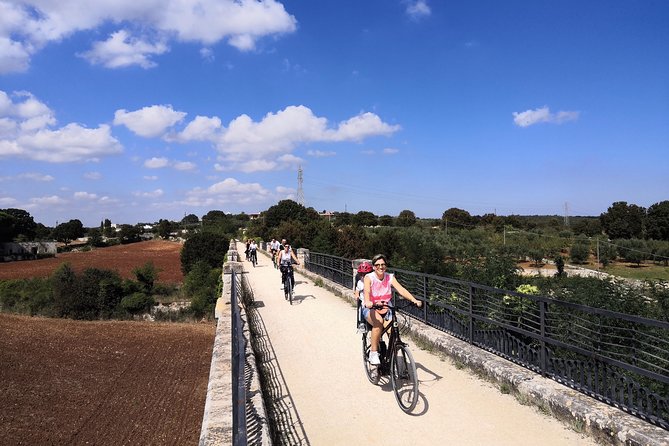 GPS tour with E-Bike on cycleroute of acqueduct Pugliese with wine tasting directly in vineyards - Stop 2: Valle d’Itria e Dintorni (short, but worth the photos)