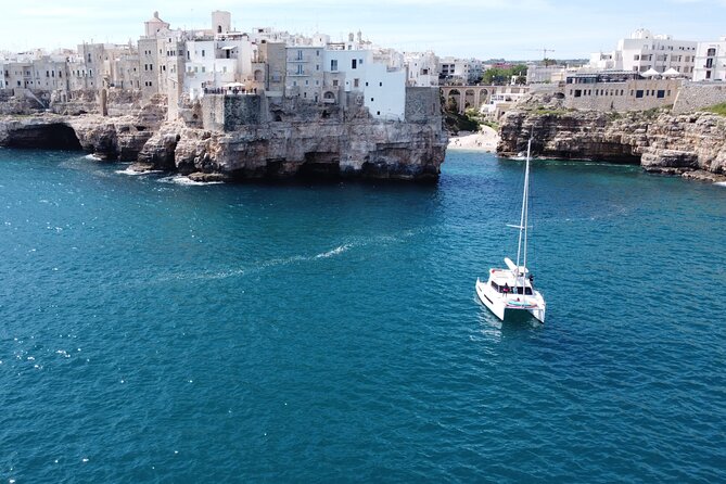 Guided Tour by Catamaran with Aperitif from Polignano a Mare - The beach stop between Polignano and Monopoli: swimming time plus an Apulian aperitif