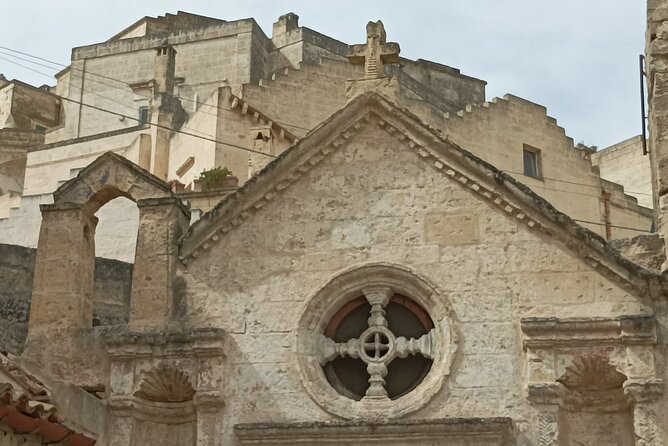 Guided Tour to the Sassi of Matera in Spanish - Casa Cisterna Sotterranea: water storage in carved stone life