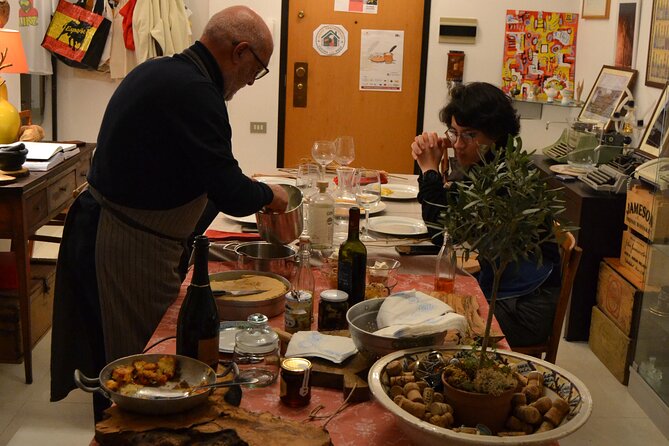 Home Restaurant Made In Slow Food Matera - Cook with us! - Meet Francesco Linzalone, the host behind the whole evening