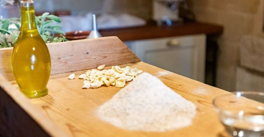 Matera: Pasta Cooking Class Old Farmer Style in Sassi Cellar - The 1-hour tasting: what you get to learn by eating