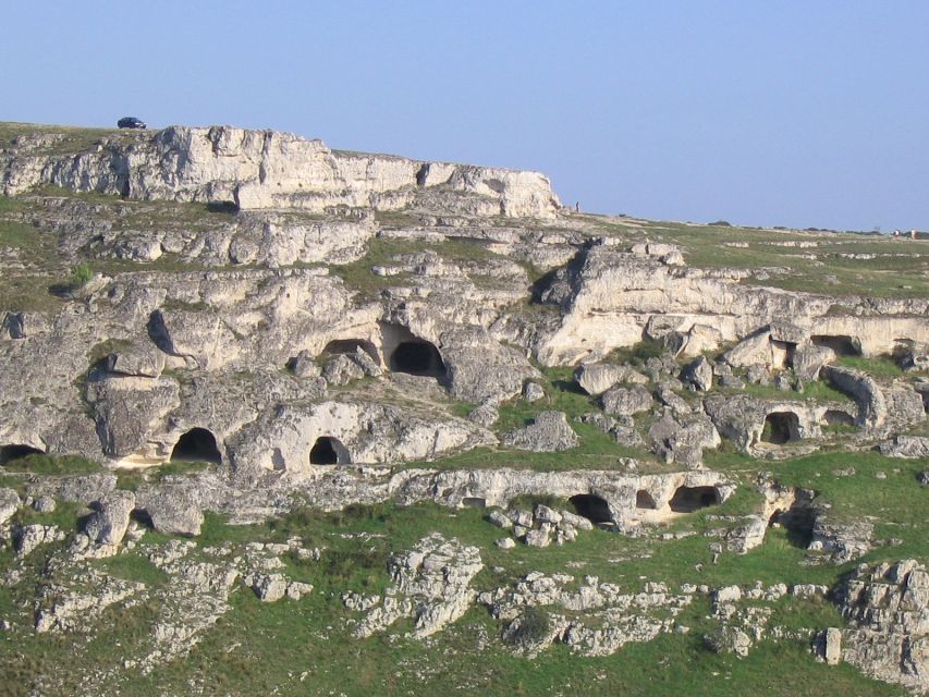 Matera: Private Walking Tour - Two rock districts on foot: cave-houses and churches you can actually place