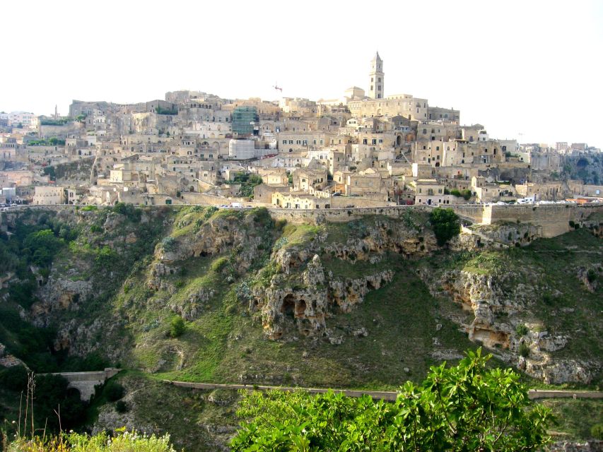 Matera Sassi private tour - Palazzo Lanfranchi and the Carmine church: where modern art meets old stone