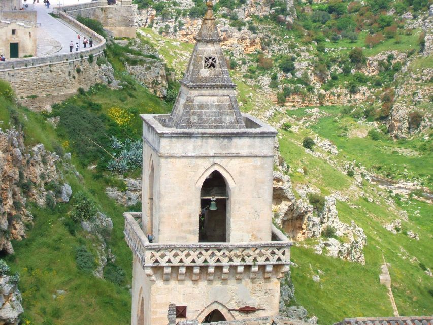 Matera Sassi private tour - Starting at Piazza Vittorio Veneto: the view that makes it click