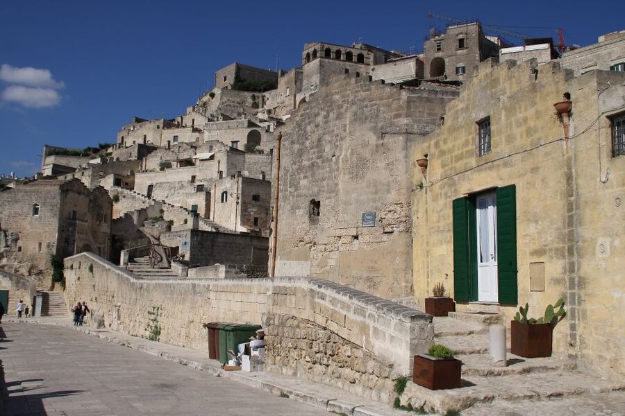 Matera Tour: Taste and Handicraft - Santa Maria della Bruna: Apulian Romanesque in the Middle of the Rock City