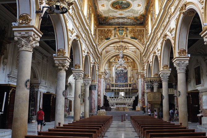 Matera Walking Tour with Audio and Written Guide by a Local - Piazza Vittorio Veneto: Palazzo dell’Annunziata and the Provincial Library