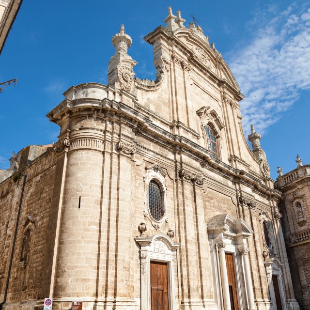 Monopoli: City Highlights Walking Tour with Tasting - Walking the Medieval Lanes of Monopoli (In a Way You Can Feel)