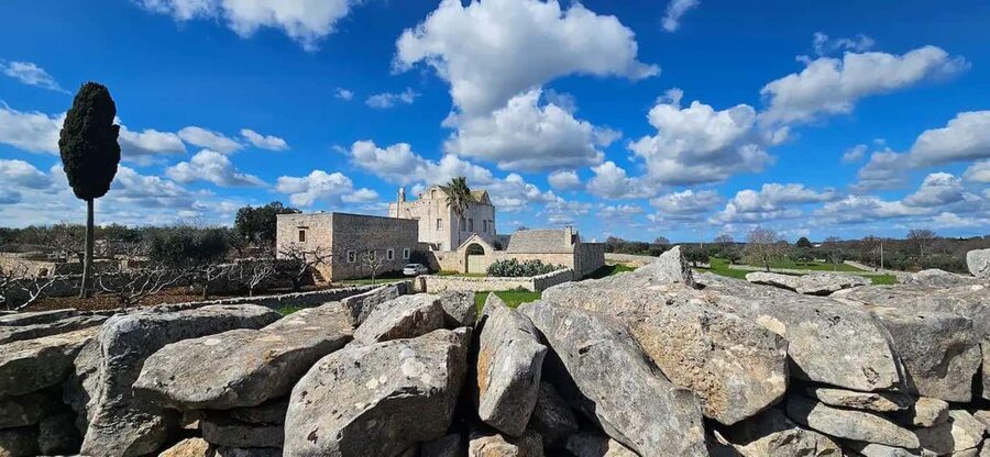 Monopoli: E-Bike Ride to Olive Valley with Seafood Snack - E-Bike Setup and the First Scenic Shots from Monopoli