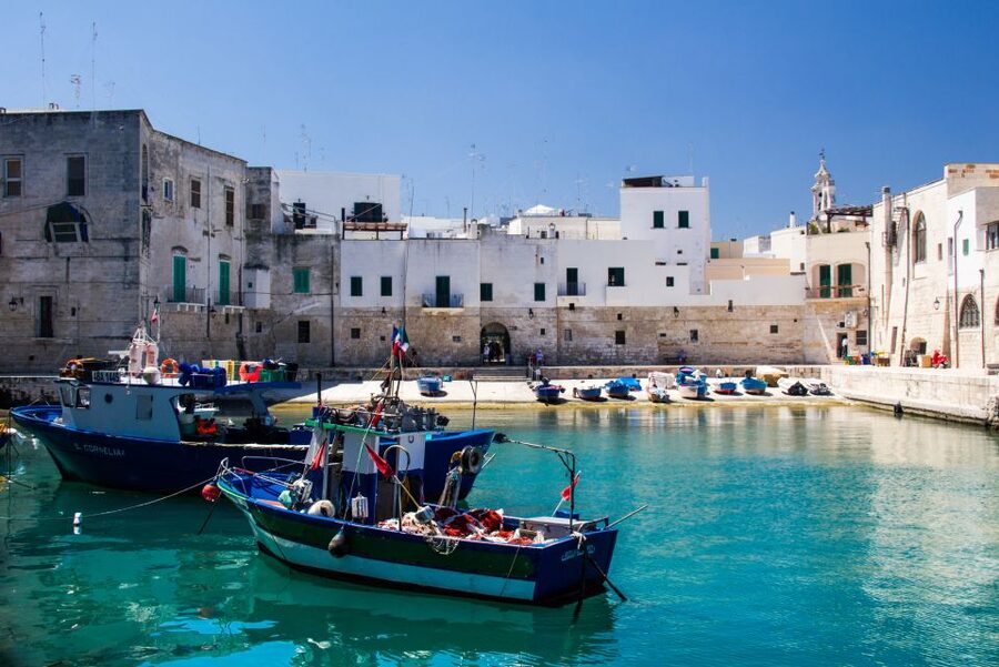 Monopoli: Private Sightseeing Speedboat Tour with Champagne - Price and Value: What You’re Paying For (Without Guessing Numbers)