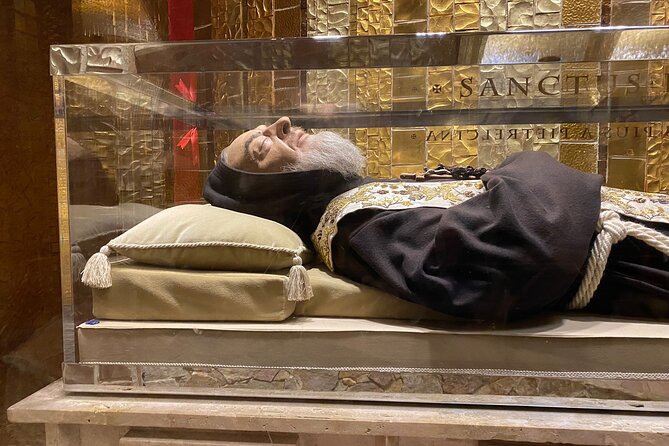 Padre Pio's Shrine in San Giovanni Rotondo from Bari (Apulia) - Bari to San Giovanni Rotondo: where a private chauffeur earns its keep