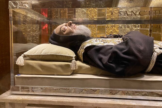 Padre Pio's Shrine in San Giovanni Rotondo from Bari (Apulia) - Entering the Church of St. Pio (Chiesa Grande)