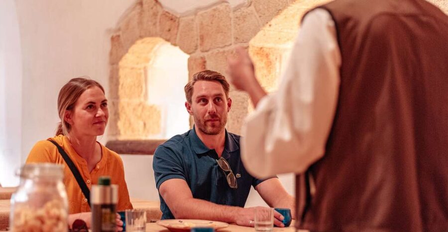 Parco Rurale Monopoli: Guided Tour + Tasting 3 EVO Oils - Underground olive press and dye-works: the working side of Apulia